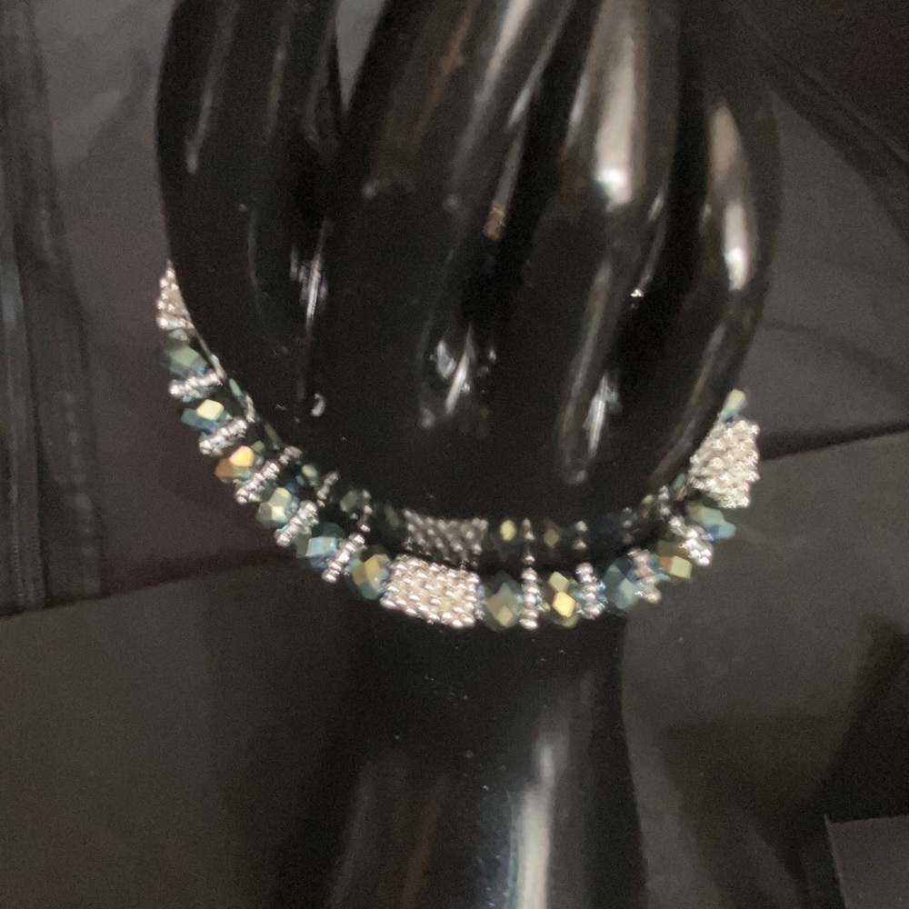 Elegant Silver and Black Beaded Bracelet